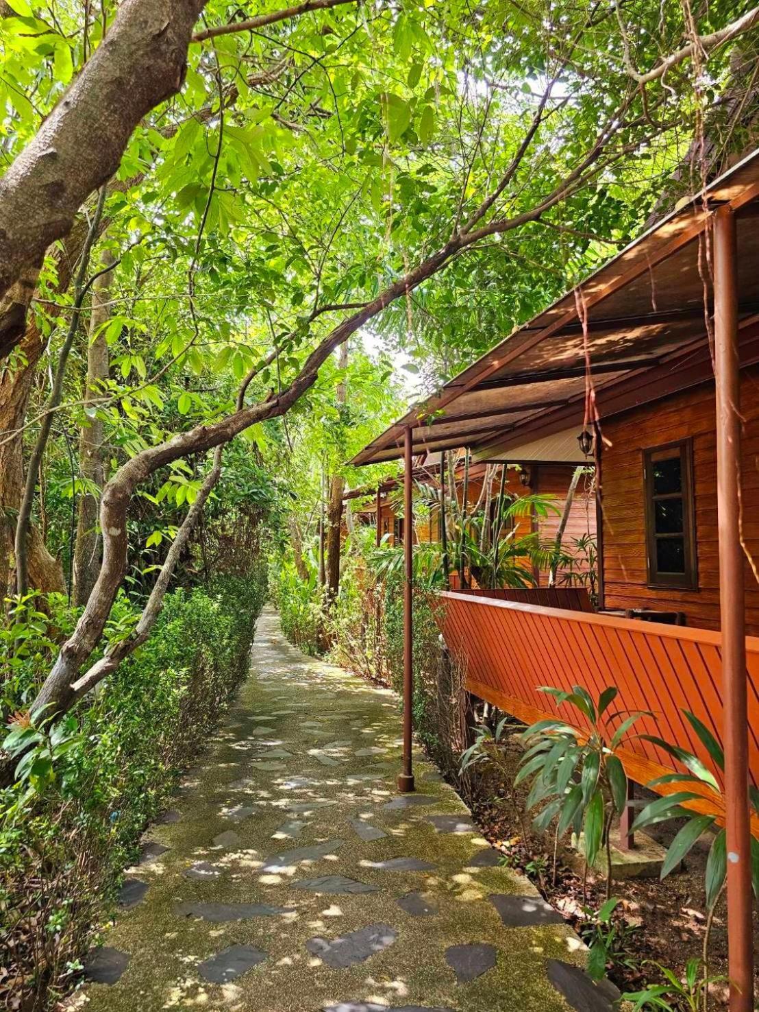 Samran Resort Чалонг Экстерьер фото